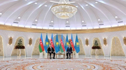 Мемлекет басшысы Әзербайжан Президентімен келіссөз жүргізді