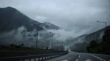 Полицейлер жүргізушілерге ескерту жасады