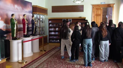Столичные студенты посетили музей Сакена Сейфуллина