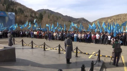 Алматыда биіктігі 40 метр тұғырға Мемлекеттік Ту ілінді