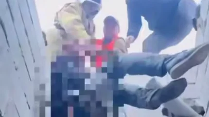 ЧП в Байкенте: мужчина провалился в четырёхметровую яму