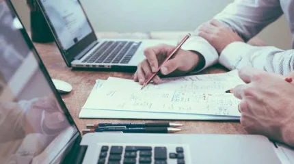 2 мыңнан астам жоба 300 млрд теңгеден астам сомаға қолдау тапты: бүгін елімізде кәсіпкерлер күні аталуда