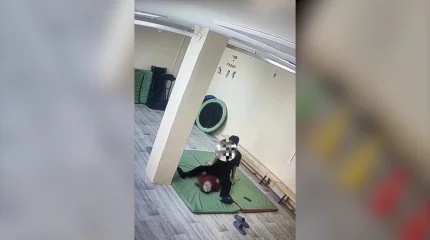 Учителя физкультуры подозревают в избиении девочки с особенностями развития в Экибастузе