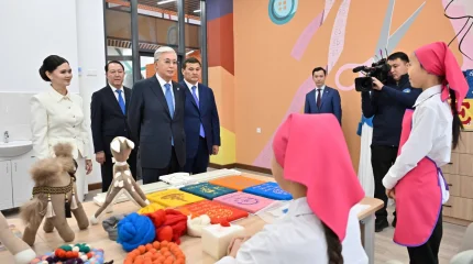 Мемлекет басшысы «Сыр жұлдыздары» шығармашылық-инновациялық академиясының қызметімен танысты
