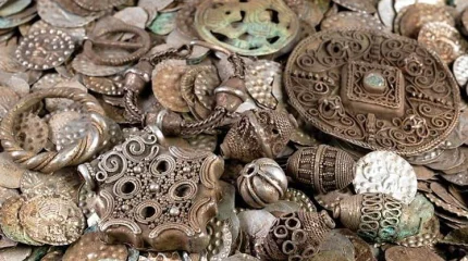 Рыбак случайно нашел один из крупнейших серебряных кладов Средневековья