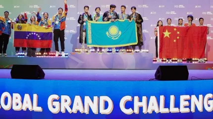 Қазақстандық оқушылар Панамада өткен робототехника чемпионатында төрт дүркін әлем чемпионы болып танылды
