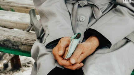 Павлодарда бар ақшасынан айырылған әйел өзіне қол жұмсамақшы болған