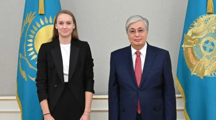 Президент Казахстана наградил Елену Рыбакину орденом после победы на Итоговом турнире WTA