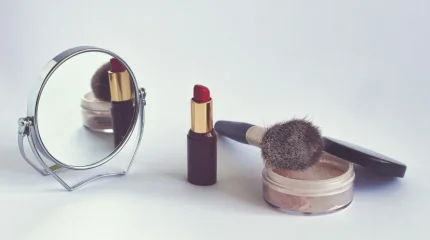 Львы, добавьте яркую деталь в образ; Стрельцы, откройтесь новым знакомствам: советы звёзд на понедельник, 10 ноября