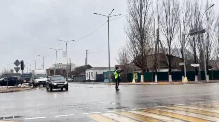 Көкшетауда жол қозғалысын реттеуге патрульдік полиция қызметкерлері жұмылдырылды