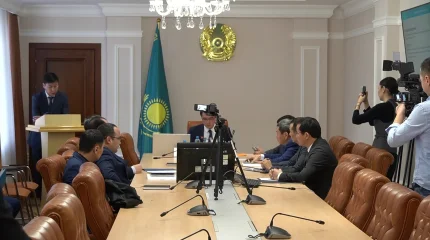 Көшеде сыра ішкен оралдық шенеунікке сөгіс берілді