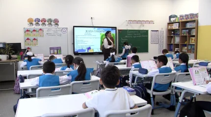 Ата-аналар жиналысы неге шоуға айналып кеткен?