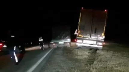 Пьяный дальнобойщик с 30 тоннами техники пытался скрыться от полиции в Костанайской области