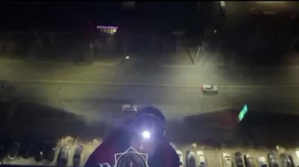 Карагандинка пыталась выброситься с 17 этажа