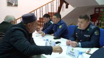 Атырау облысының прокуроры Құрманғазы ауданы халқымен кездесті