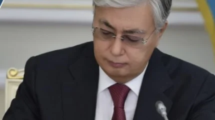 Президент выразил соболезнования по поводу гибели людей при пожаре в Туркестанской области