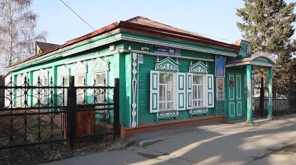 Уникальный архитектурный исторический памятник разрушается в Павлодаре