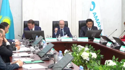 Тобыл төрінде партиялық бақылау комитетінің көшпелі отырысы өтті