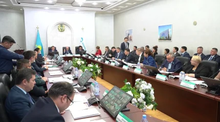 Партия «AMANAT» ужесточает контроль за реализацией Предвыборной программы: в Костанае состоялось заседание Комитета партийного контроля