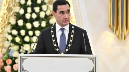 Токаев наградил Бердымухамедова орденом «Алтын Қыран»