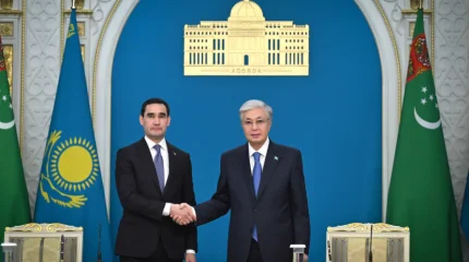 Касым-Жомарт Токаев и Сердар Бердымухамедов провели брифинг для СМИ