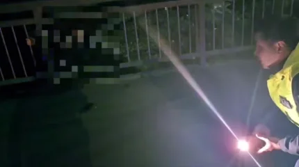 Подросток чуть не спрыгнул с моста в Талдыкоргане