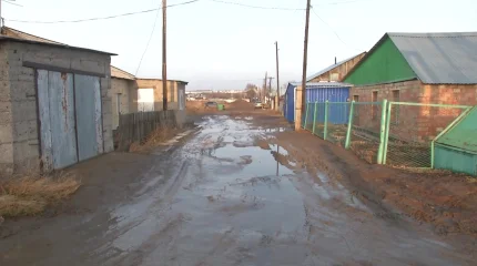 В тотальное бездорожье погрузились улицы частного сектора Караганды после замены водопровода