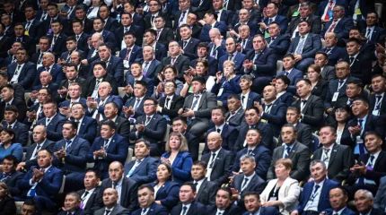 Токаев назвал местных акимов опорой всей вертикали власти