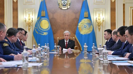 Токаев провел совещание по дисциплине и правопорядку в армии