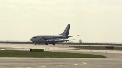 Глава государства поручил развивать грузовые авиахабы