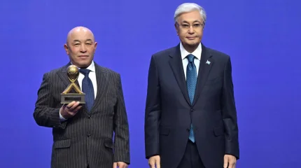 Президент «Алтын сапа» және «Парыз» байқауларының лауреаттарын марапаттады