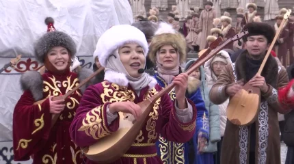 В Актобе торжественно открылся фестиваль национальных традиций «Сыбаға»