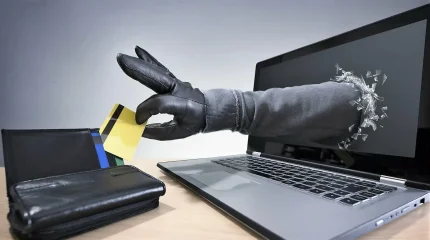 SMS от службы доставки, ОСИ и банков: Генпрокуратура предупреждает о новой схеме мошенников