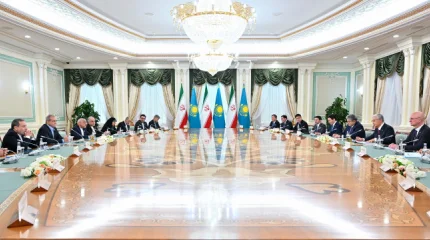 Казахстан и Иран расширяют стратегическое партнерство: президенты провели переговоры в расширенном составе