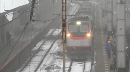 Алматы-2 теміржол вокзалына келген пойызда 52 адам газдан уланып қалған