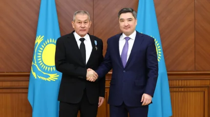 Қазақстанның энергетика кешені қызметкерлері мен ардагерлеріне наградалар табыс етілді