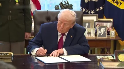 «Трамп – маскүнем» деп Ақ үйдің аппарат басшысы хабар таратты