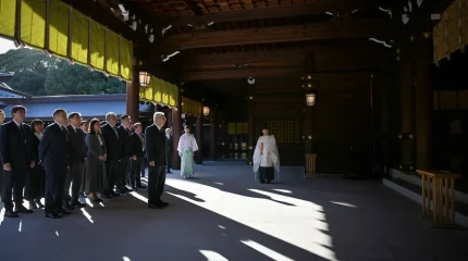 Токаеву показали императорское святилище в Токио
