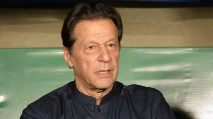 Пәкістанның бұрынғы премьер-министрі мен оның жұбайы 17 жылға бас бостандығынан айырылды