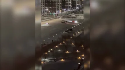 Опасный дрифт на снегоуборочной машине зафиксировали в центре столицы