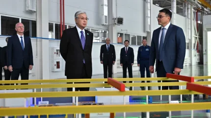 Президент Besqaru зауытымен танысты