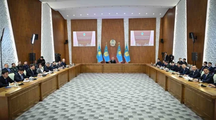 Қасым-Жомарт Тоқаев: «Астана тек орталық көшелері айнадай жарқырап тұратын қала болмауға тиіс»һ