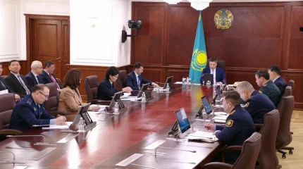 «Закон и Порядок»: Олжас Бектенов провел заседание МВК по профилактике правонарушений и мерам безопасности в праздничные дни
