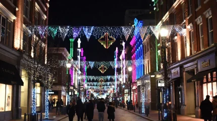 Без огней и праздника: жители Западного Казахстана недовольны новогодним оформлением городов