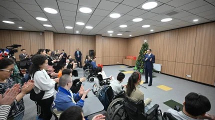 Мәулен Әшімбаев параспортшылармен кездесті