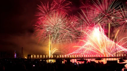 Салют прогремит в столице в новогоднюю ночь