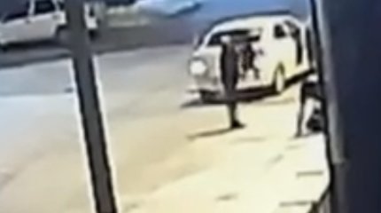 Задержан костанайский таксист, отобравший iPhone у пассажира