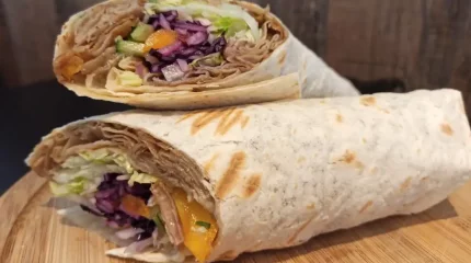 Ақтауда тегін донер тарату акциясының соңы жанжалға ұласты