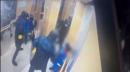 Нападение в лифте в Астане: пострадавший ребенок перенес операцию