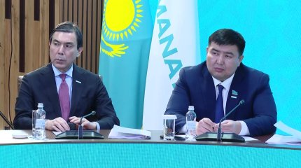 «AMANAT» қазақстандықтардың өзекті мәселелерін шешуге баса назар аударады